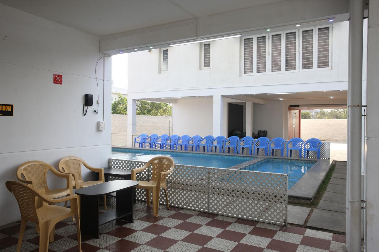 Oyo 935 Hotel Palkhee Bombay Eksteriør billede