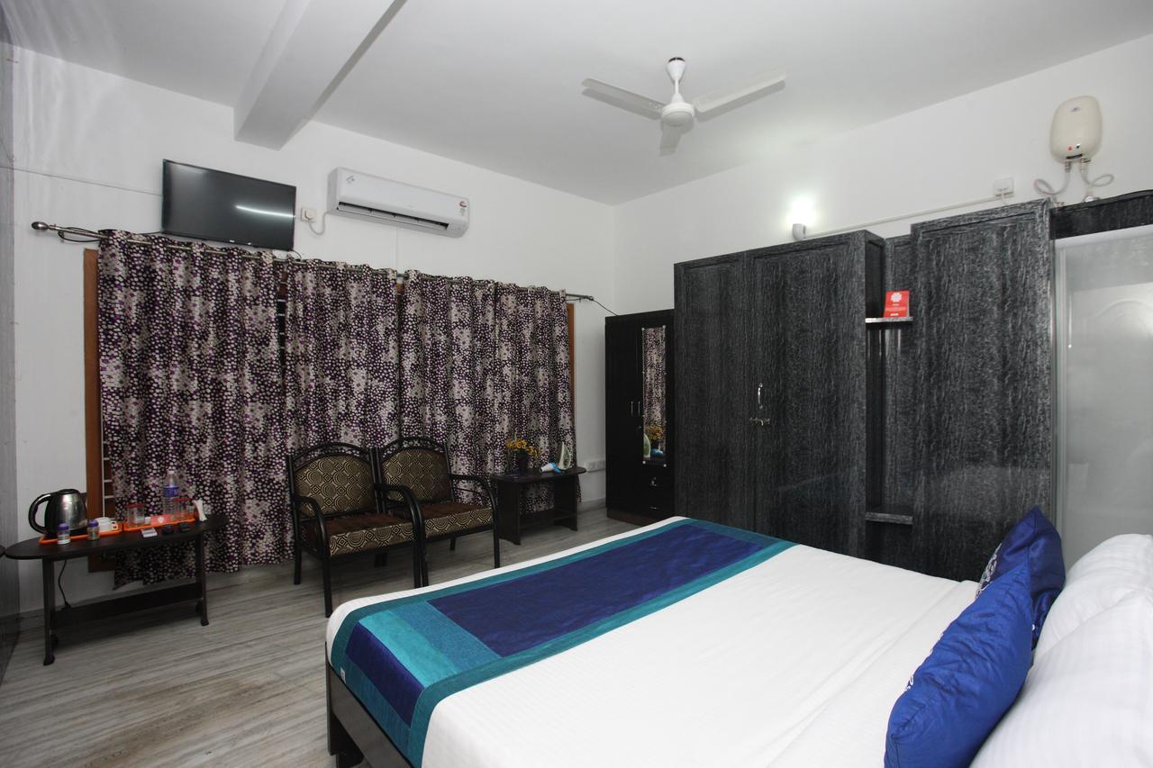 Oyo 935 Hotel Palkhee Bombay Eksteriør billede