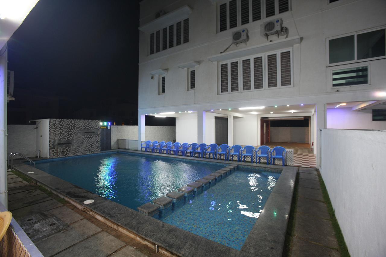 Oyo 935 Hotel Palkhee Bombay Eksteriør billede