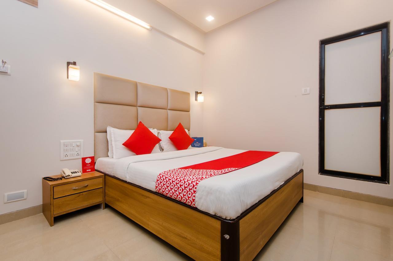 Oyo 935 Hotel Palkhee Bombay Eksteriør billede